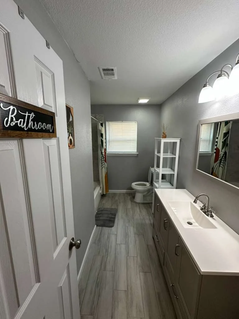 Bathroom finishes