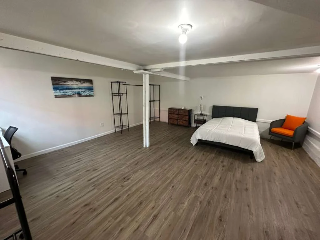 Spacious bedroom