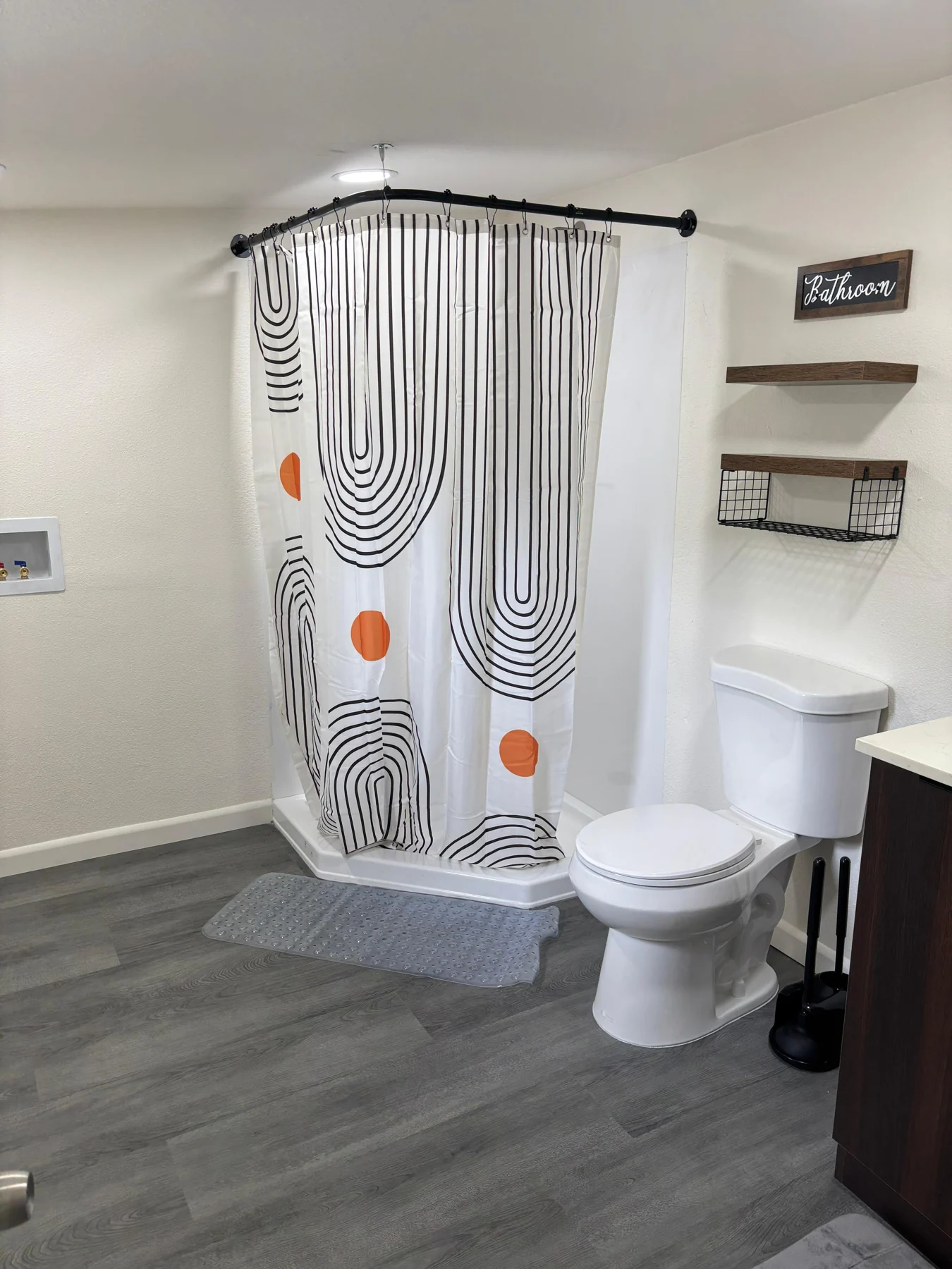 Guesthouse · bathroom